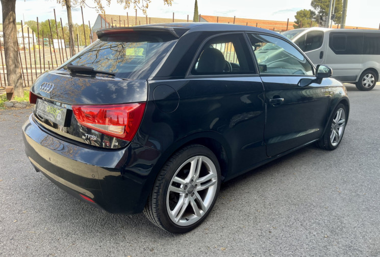 Audi A1 1.4 TFSI 122 Ch S-line SIEGES CHAUFFANTS / GPS / FEUX LED