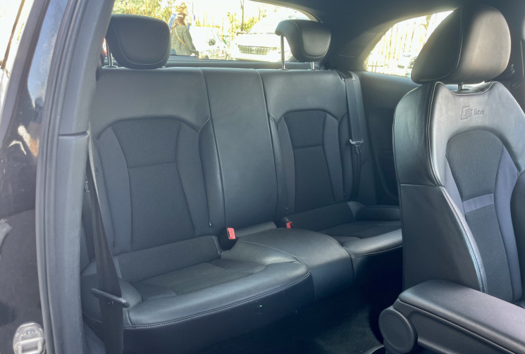Audi A1 1.4 TFSI 122 Ch S-line SIEGES CHAUFFANTS / GPS / FEUX LED