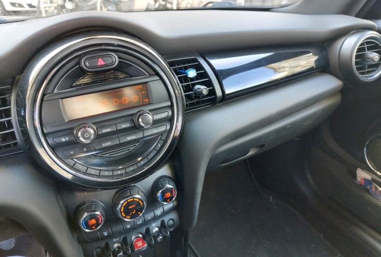 Mini Cooper 1.5 D 116 CH PACK CHILI 3 Portes entretien MINI