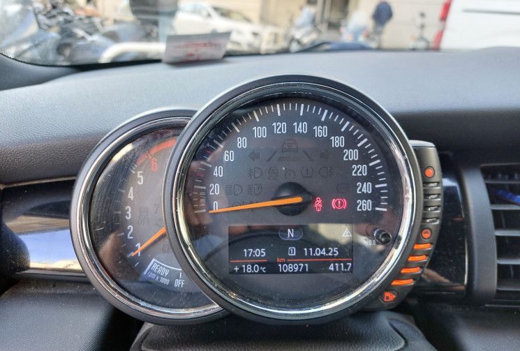 Mini Cooper 1.5 D 116 CH PACK CHILI 3 Portes entretien MINI