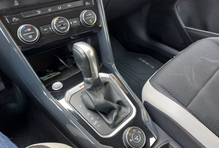 Volkswagen T-Roc 2.0 TDI 150 CH 4 MOTION CARAT dsg7