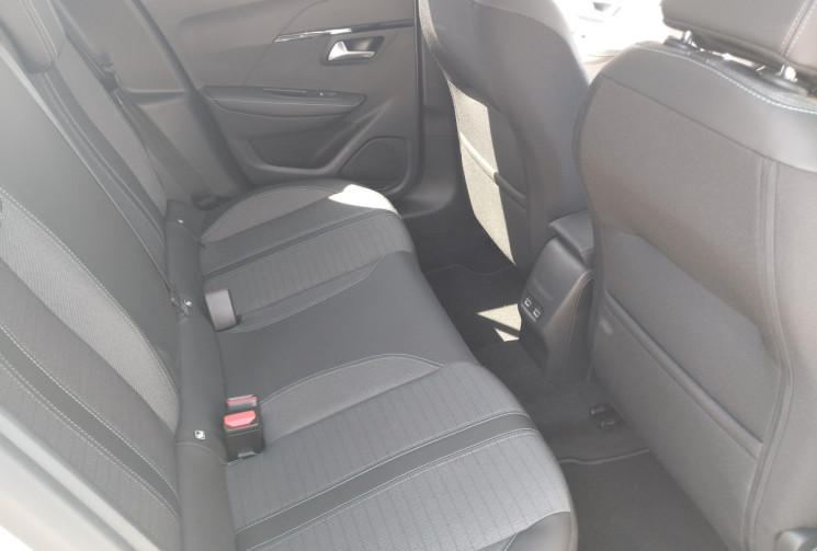 Peugeot 208 1.2 THP 100 ALLURE FAIBLE KILOMETRAGE