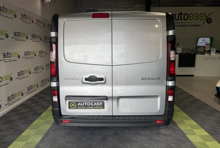 Renault TRAFIC 2.0 DCI 130 ch Grand Confort PREMIÈRE MAIN