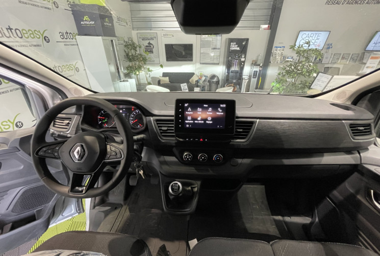 Renault TRAFIC 2.0 DCI 130 ch Grand Confort PREMIÈRE MAIN