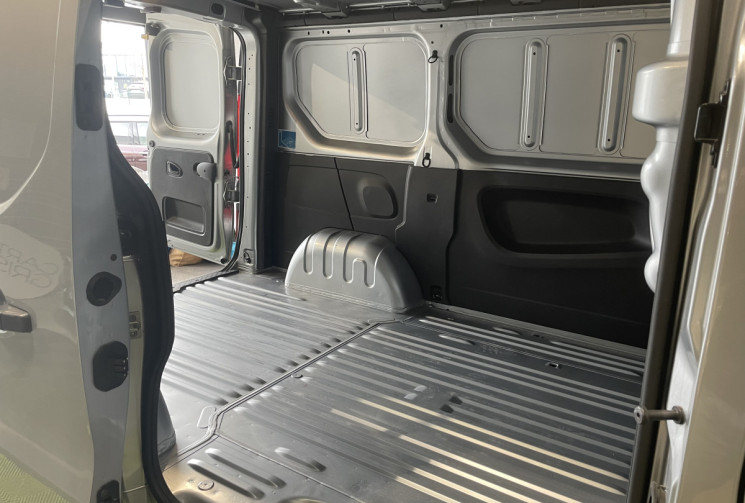 Renault TRAFIC 2.0 DCI 130 ch Grand Confort PREMIÈRE MAIN
