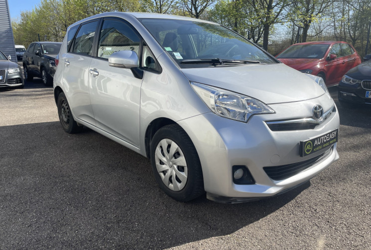 Toyota VERSO S 100 ch VVT-i Dynamic MultiDrive S