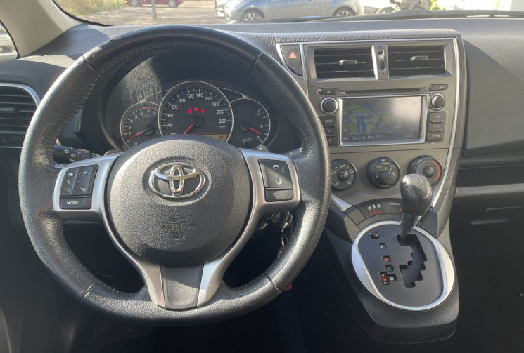 Toyota VERSO S 100 ch VVT-i Dynamic MultiDrive S