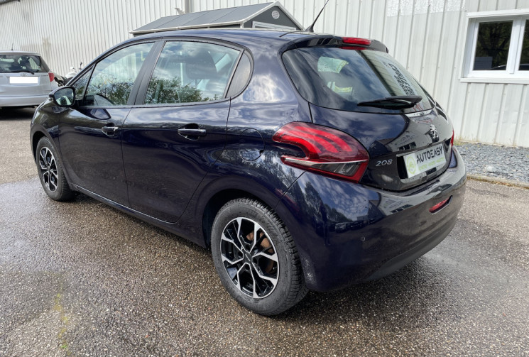 Peugeot 208  1.2 VTI 82 ch Active 5p