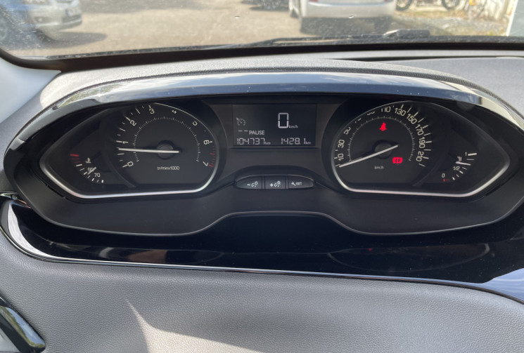 Peugeot 208  1.2 VTI 82 ch Active 5p