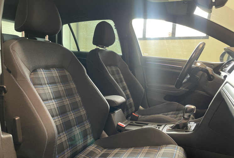 Volkswagen Golf VII GTE 1.4 TSI 204 CH HYBRIDE RECHARGEABLE DSG6