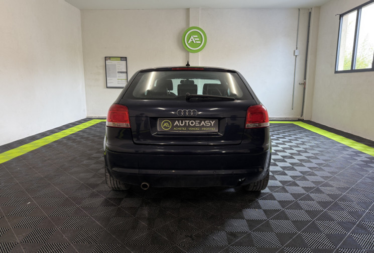 Audi A3 II 1.6 102ch S Line 3p / CRIT AIR 2