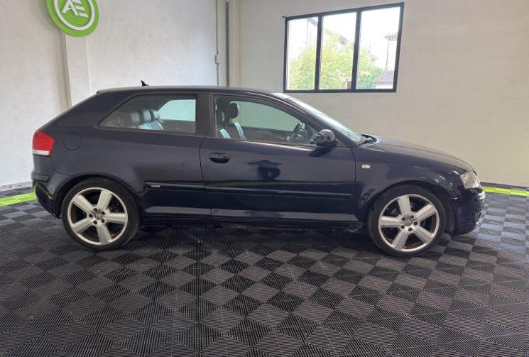 Audi A3 II 1.6 102ch S Line 3p / CRIT AIR 2