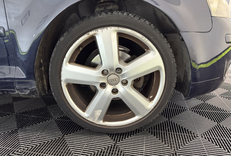 Audi A3 II 1.6 102ch S Line 3p / CRIT AIR 2