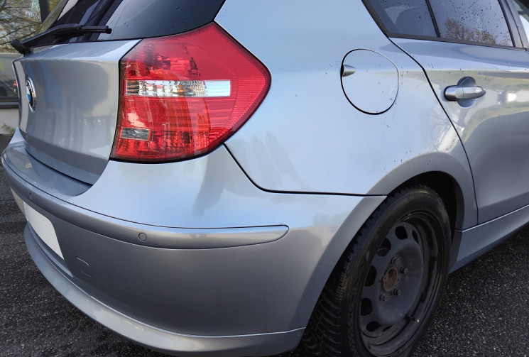 BMW Série 1  116 i 122 CH CONFORT