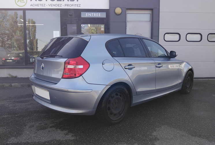 BMW Série 1  116 i 122 CH CONFORT