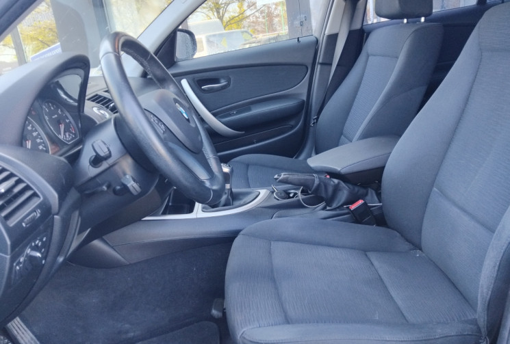 BMW Série 1  116 i 122 CH CONFORT