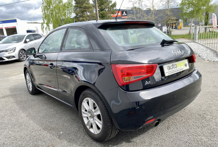 Audi A1 1.6 TDI 90 CV AMBITION 