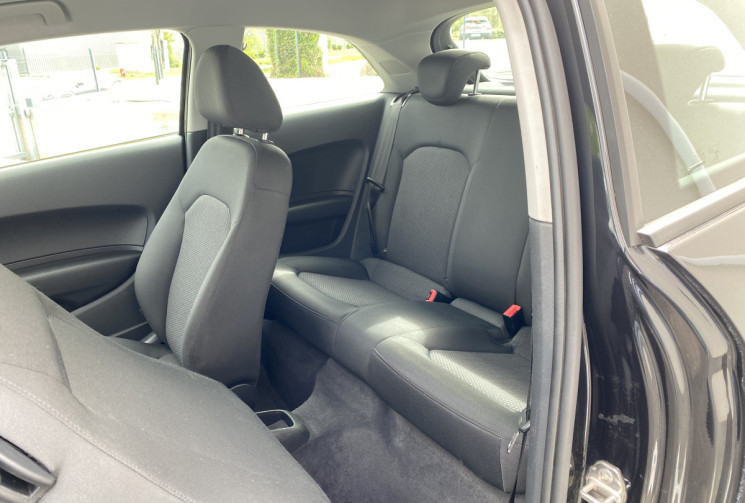 Audi A1 1.6 TDI 90 CV AMBITION 