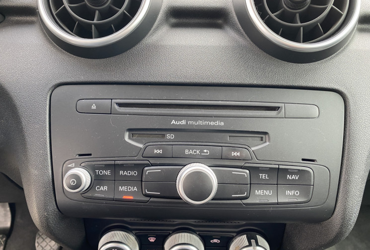 Audi A1 1.6 TDI 90 CV AMBITION 