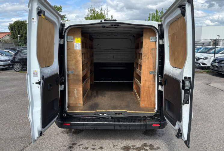 Renault Trafic L1H1 / 1.6 dCi 95 ch / GRAND CONFORT / PV HT : 9158.33 / PV TTC : 10990