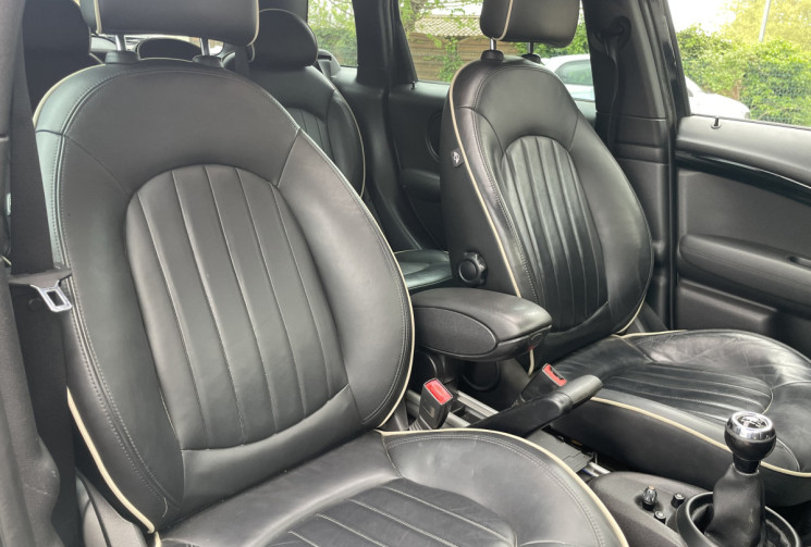 Mini Countryman COOPER S 190 ALL4 Red Hot Chili * En Stock / Toit Ouvrant / GPS