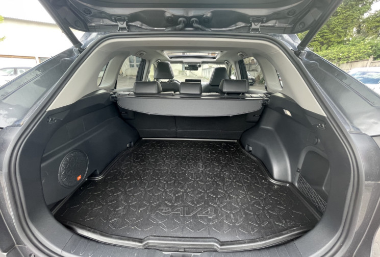 Toyota RAV4 LOUNGE / 218 CH / PACK PREMIUM / GARANTIE CONSTRUCTEUR