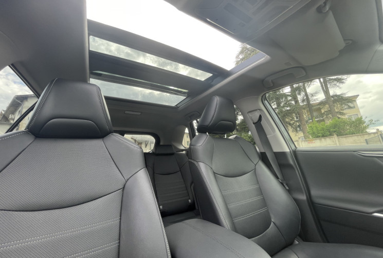 Toyota RAV4 LOUNGE / 218 CH / PACK PREMIUM / GARANTIE CONSTRUCTEUR