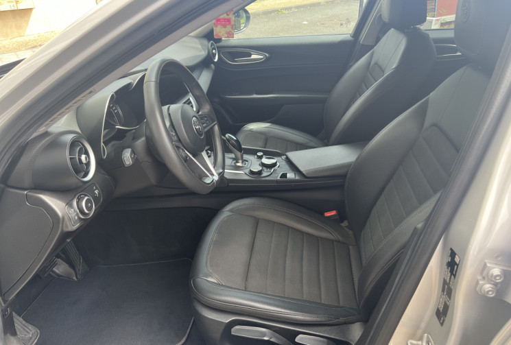 Alfa Romeo Giulia  2.2 JTD AT8 190 cv Ti