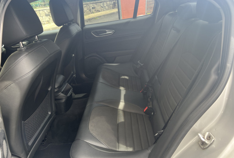 Alfa Romeo Giulia  2.2 JTD AT8 190 cv Ti