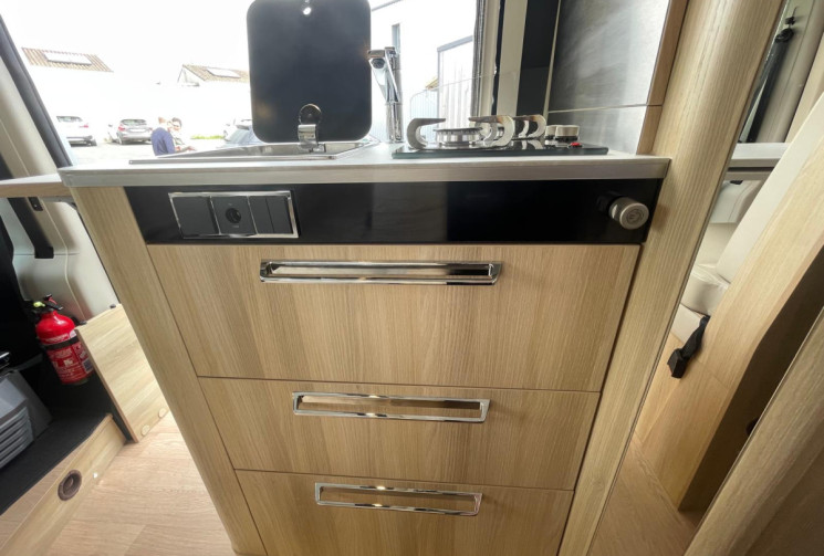 FIAT DUCATO  FOURGON MAGELLAN 643 LIMITED AMÉNAGÉ 2.3L 140 MULTIJET- GARANTIE 12 MOIS