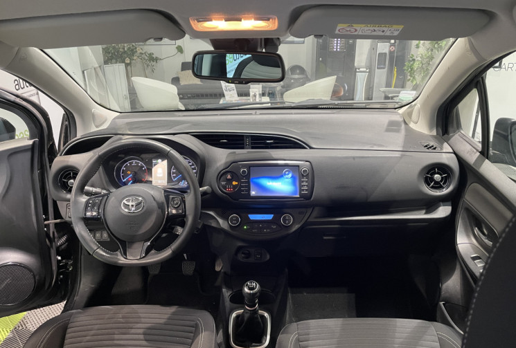 Toyota Yaris 110 ch VVT-i Dynamic 5p PREMIÈRE MAIN / SUIVI TOYOTA