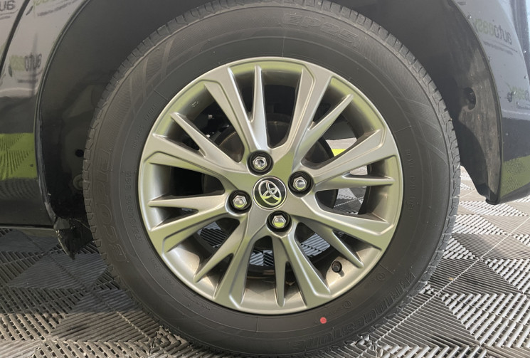 Toyota Yaris 110 ch VVT-i Dynamic 5p PREMIÈRE MAIN / SUIVI TOYOTA