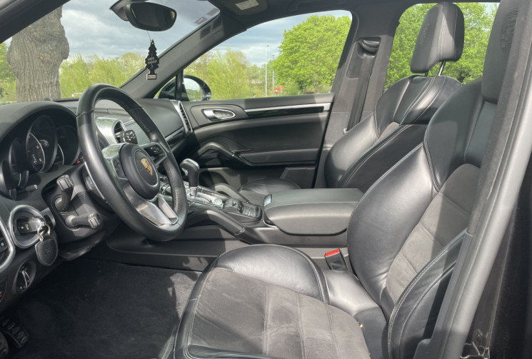 Porsche Cayenne 3.0 DIESEL V6 PLATINUM EDITION BOSE 262 ENTRETIEN COMPLET PORSCHE