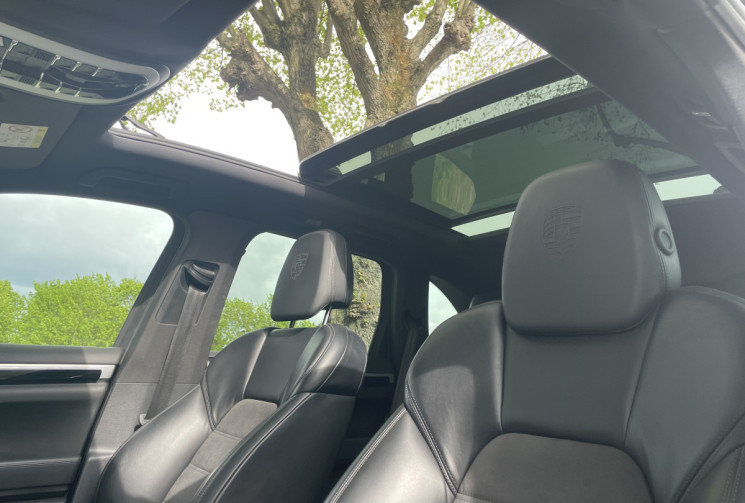 Porsche Cayenne 3.0 DIESEL V6 PLATINUM EDITION BOSE 262 ENTRETIEN COMPLET PORSCHE