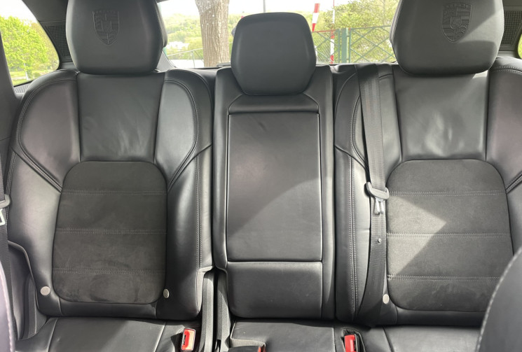 Porsche Cayenne 3.0 DIESEL V6 PLATINUM EDITION BOSE 262 ENTRETIEN COMPLET PORSCHE