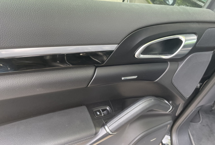 Porsche Cayenne 3.0 DIESEL V6 PLATINUM EDITION BOSE 262 ENTRETIEN COMPLET PORSCHE