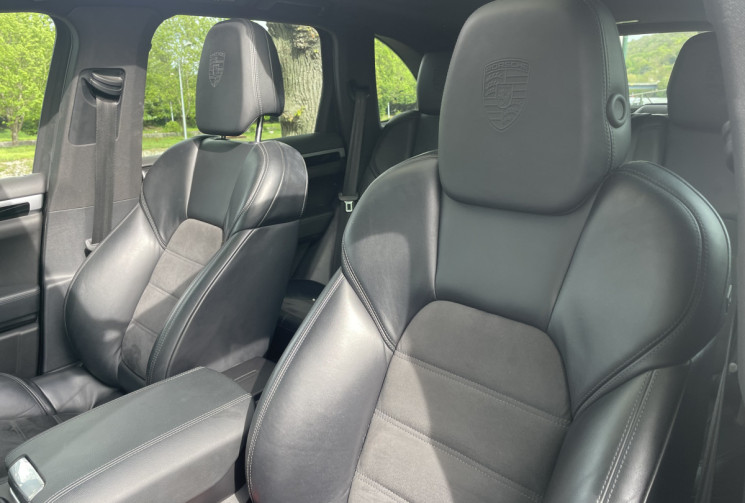 Porsche Cayenne 3.0 DIESEL V6 PLATINUM EDITION BOSE 262 ENTRETIEN COMPLET PORSCHE