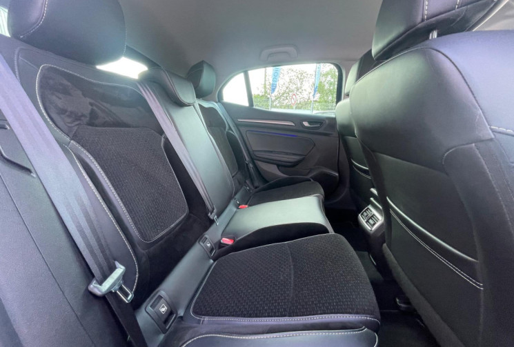 Renault Megane IV HATCHBACK 1.3 TCe -140 GT LINE - BON ETAT - GARANTIE 12 MOIS 