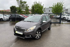 Peugeot 2008  92 CH / ALLURE / GRIP CONTROL /PREMIERE MAIN 