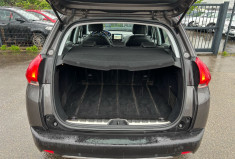 Peugeot 2008  92 CH / ALLURE / GRIP CONTROL /PREMIERE MAIN 