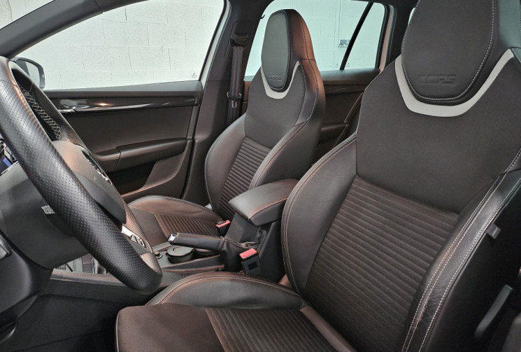 Skoda Octavia combi rs 2.0 220 cv / canton / 1° main / origine france