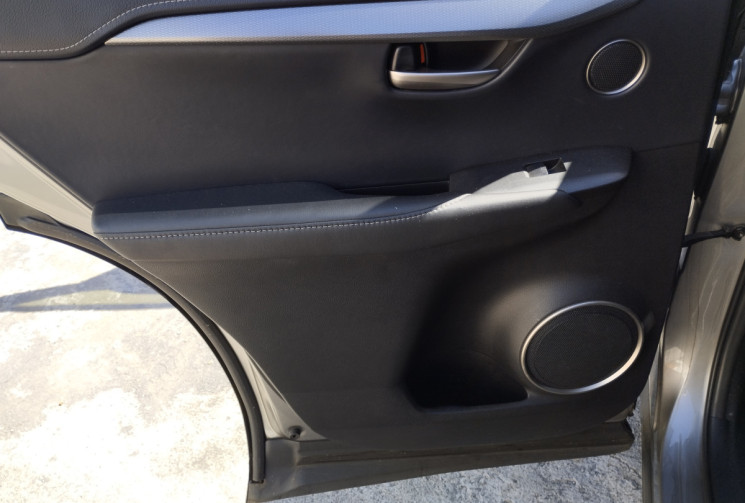 Lexus NX 300H 4WD 197 F SPORT BVA batterie neuve