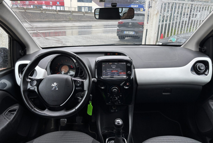 Peugeot 108 1.2l 82 ch STYLE 5p 