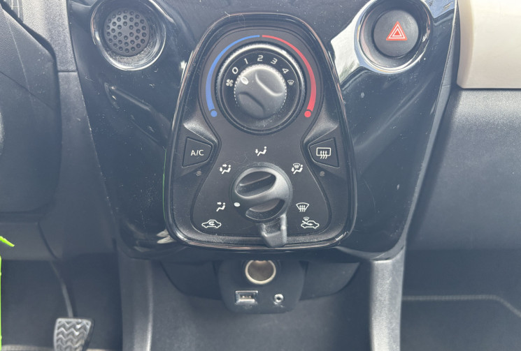 Peugeot 108 1.2l 82 ch STYLE 5p 
