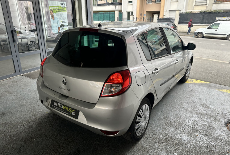 Renault Clio  III 1.5 DCI 68 