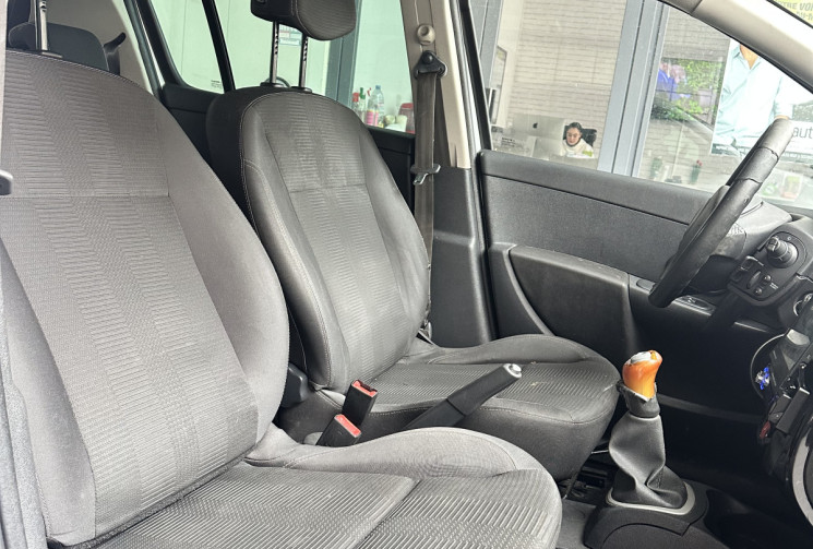 Renault Clio  III 1.5 DCI 68 