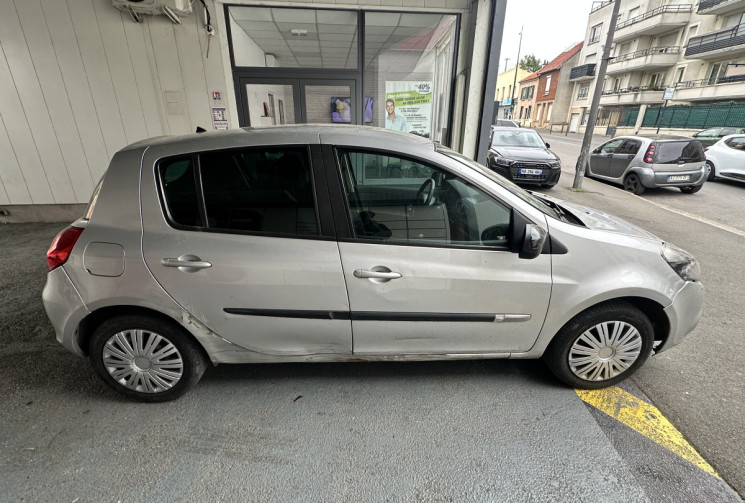 Renault Clio  III 1.5 DCI 68 
