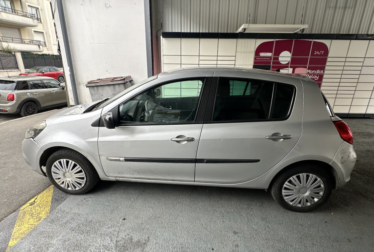 Renault Clio  III 1.5 DCI 68 