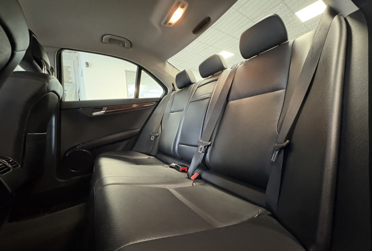 Mercedes CLASSE C 200 elegance 107 000 KM !!!!