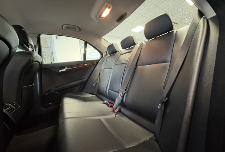 Mercedes CLASSE C 200 elegance 107 000 KM !!!!